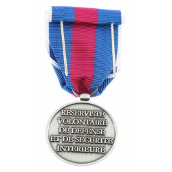 Médaille avec inscription réservistes volontaires de défense et sécurité intérieure